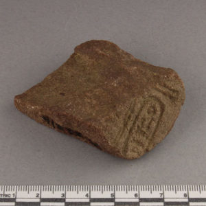 Ancient Egyptian inscribed red quartzite fragment from Amarna dated 1550 – 1295 BC