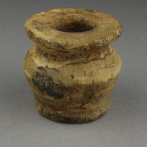 Ancient Egyptian kohl pot from Abydos dated 1773 – after 1650 BC