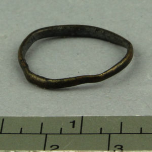 Ancient Egyptian ring from Qaw el Kibir dated 30 BC – AD 395