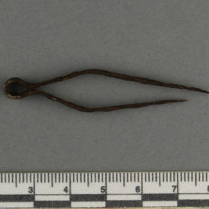 Ancient Egyptian tweezers from Armant dated 30 BC – AD 395