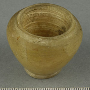 Ancient Egyptian kohl pot from Elkab dated 1985 – 1773 BC